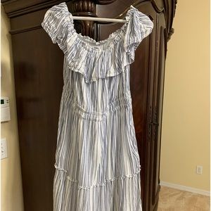 Size Medium Tommy Bahama crinkle gauze off the shoulder dress